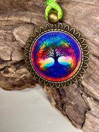 Amulett – bronzefarben, Baum des Lebens, Disc in regenbogenfarbend 25 mm – Produktansicht 1