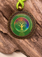 Amulett – bronzefarben, Baum des Lebens, Disc in regenbogenfarbend 25 mm – Produktansicht 1