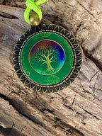 Amulett – bronzefarben, Baum des Lebens, Disc in regenbogenfarbend 25 mm – Produktansicht 1