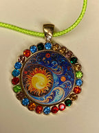 Amulett Glamour – Strassteine, Sonne – Mond – Sterne – Produktansicht 1