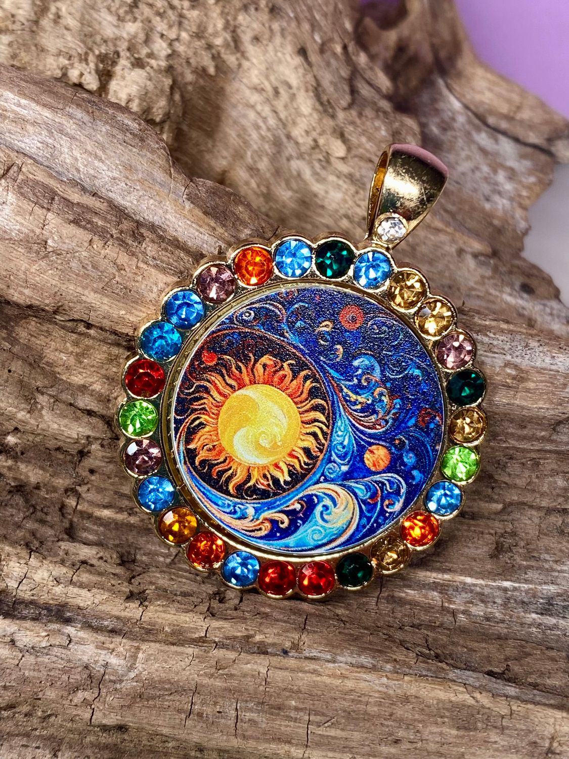 Amulett Glamour – Strassteine, Sonne – Mond – Sterne – Produktansicht 1