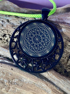 Amulett – schwarz, Dodecagram, Disc in schwarz, 25 mm, goldlegiert, kupferunterlegt – Produktansicht 1