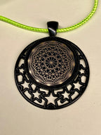 Amulett – schwarz, Dodecagram, Disc in schwarz, 25 mm, goldlegiert, kupferunterlegt – Produktansicht 1
