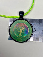 Amulett – schwarz, Baum des Lebens grün, Disc 25 mm – Produktansicht 1