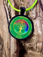 Amulett – schwarz, Baum des Lebens grün, Disc 25 mm – Produktansicht 1