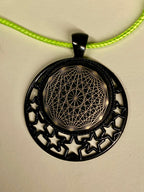 Amulett – schwarz, Dodecagram, Disc in schwarz, 25 mm, goldlegiert, kupferunterlegt – Produktansicht 1