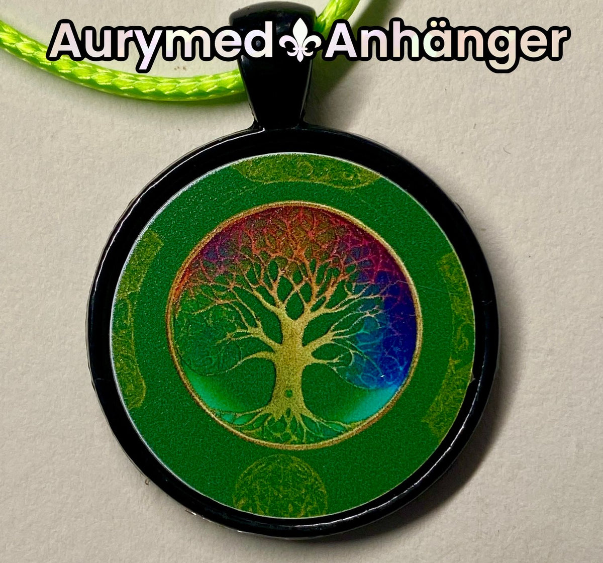 Amulett – schwarz, Baum des Lebens grün, Disc 25 mm – Produktansicht 1