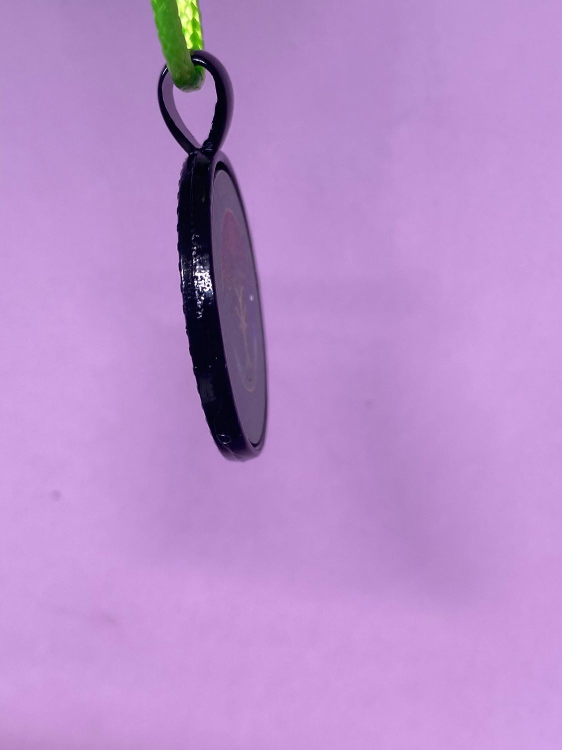 Amulett – schwarz, Himmel, Disc 25 mm – Produktansicht 1