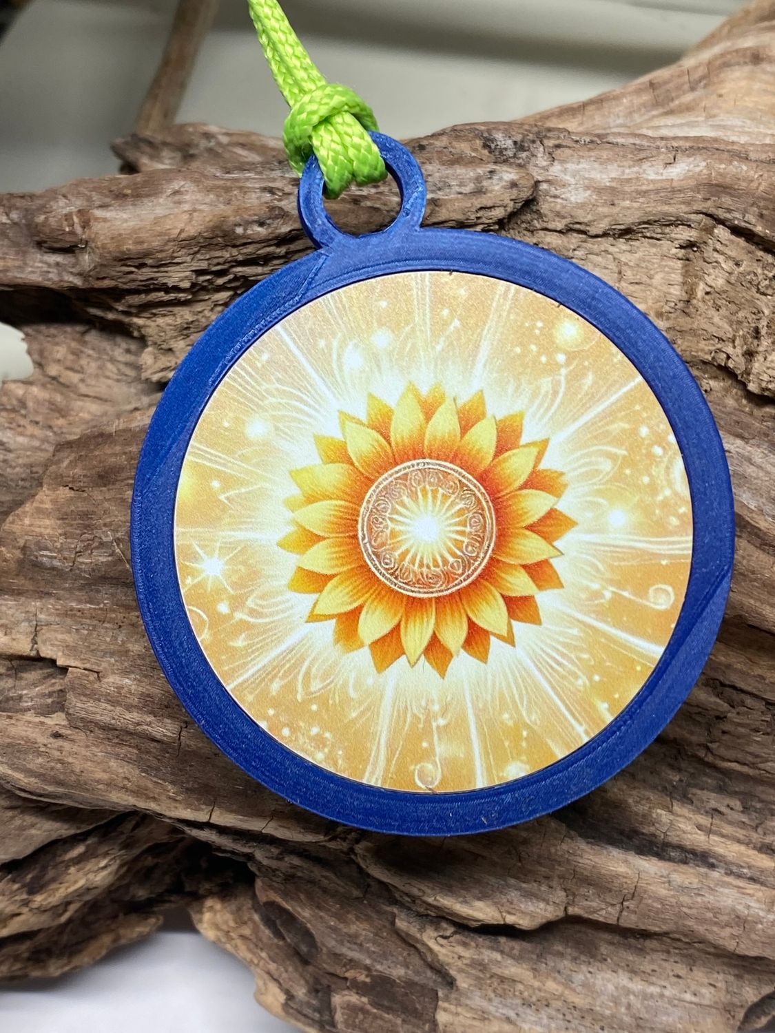 Anhänger Sonnenblume mit PLA Ring (Farbe wählbar) – Produktansicht 25