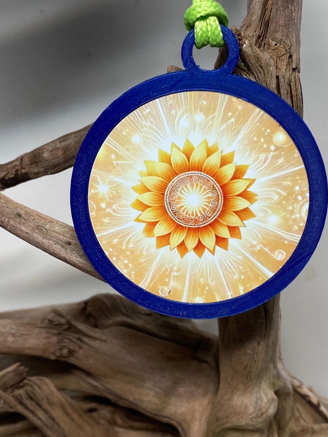 Anhänger Sonnenblume mit PLA Ring (Farbe wählbar) – Produktansicht 34