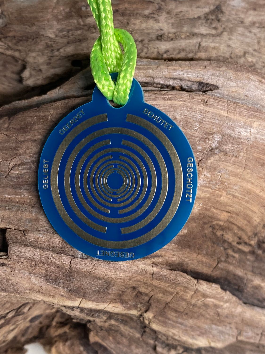 Anhänger Mini Serie rund – Lakhovsky MWOn Symbol Design – Metatron und "Ich bin" Mantren – Produktansicht 1