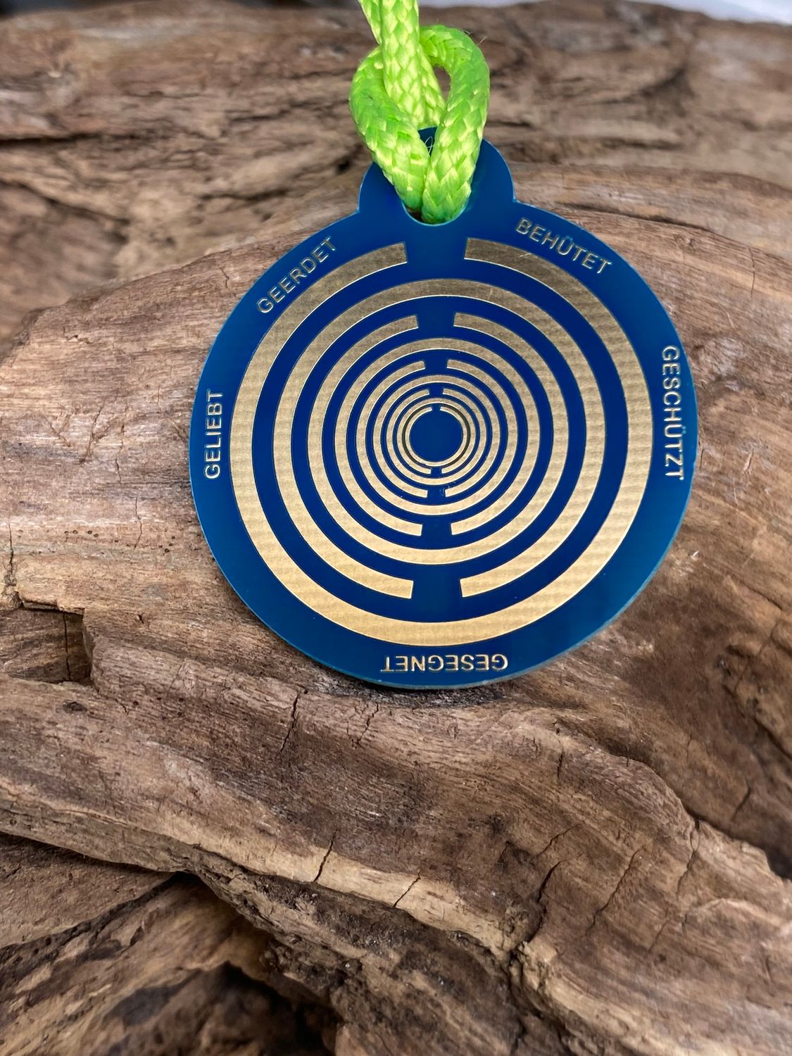 Anhänger Mini Serie rund – Lakhovsky MWOn Symbol Design – Metatron und "Ich bin" Mantren – Produktansicht 1