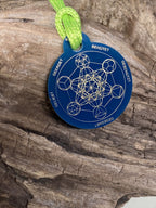 Anhänger Mini Serie rund – Lakhovsky MWOn Symbol Design – Metatron und "Ich bin" Mantren – Produktansicht 1
