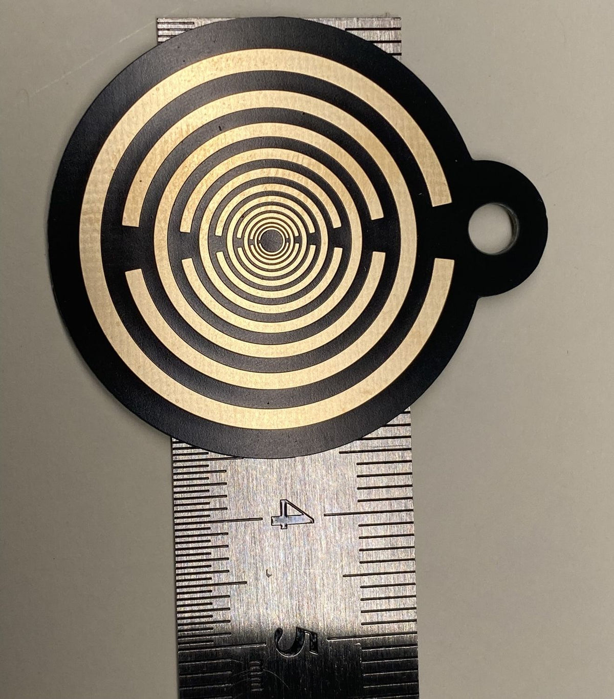Anhänger Mini Serie rund – Lakhovsky MWOn Symbol Design – Dodecagram, hauchdünn – Produktansicht 1