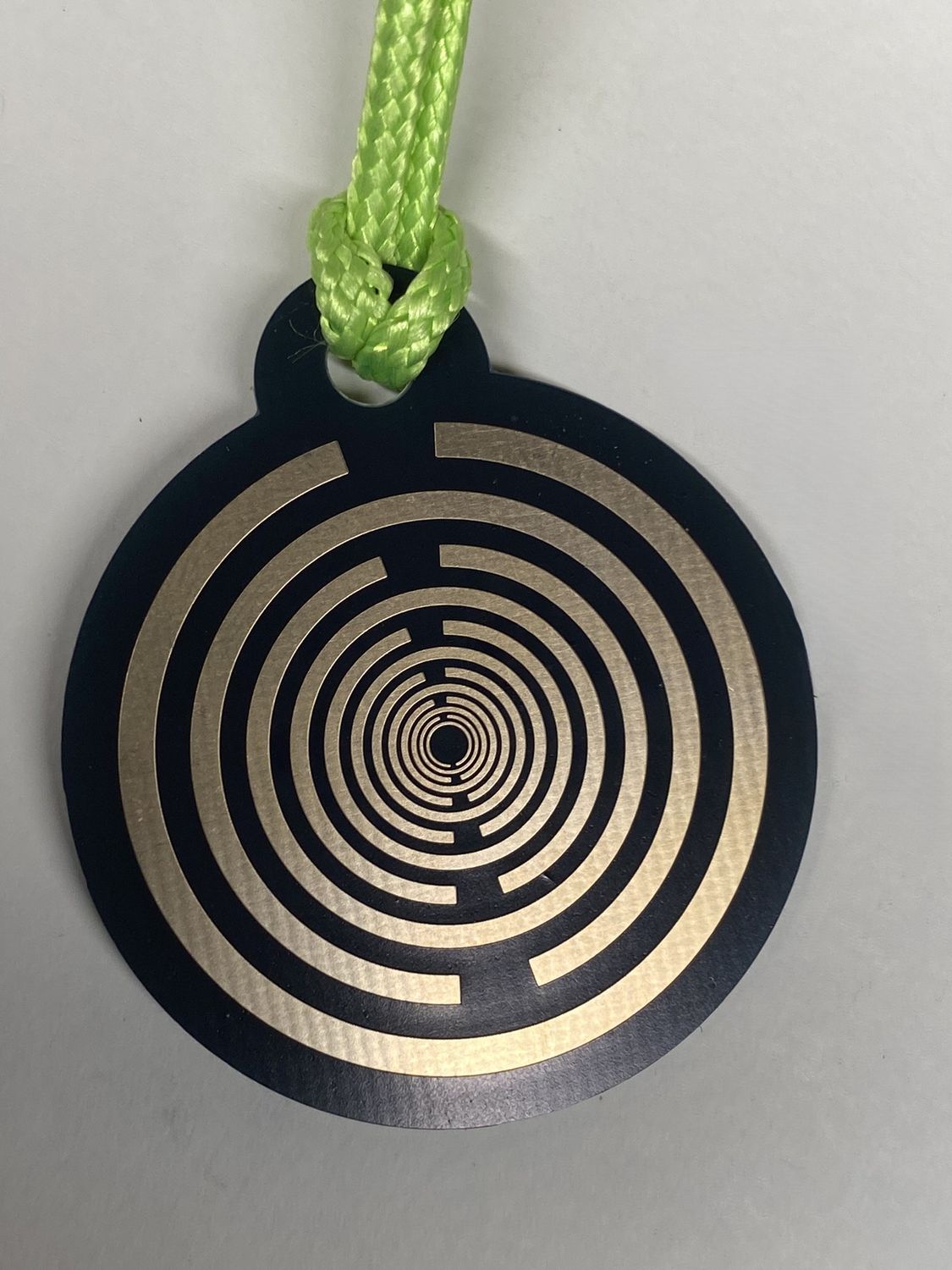 Anhänger Mini Serie rund – Lakhovsky MWOn Symbol Design – Dodecagram, hauchdünn – Produktansicht 1
