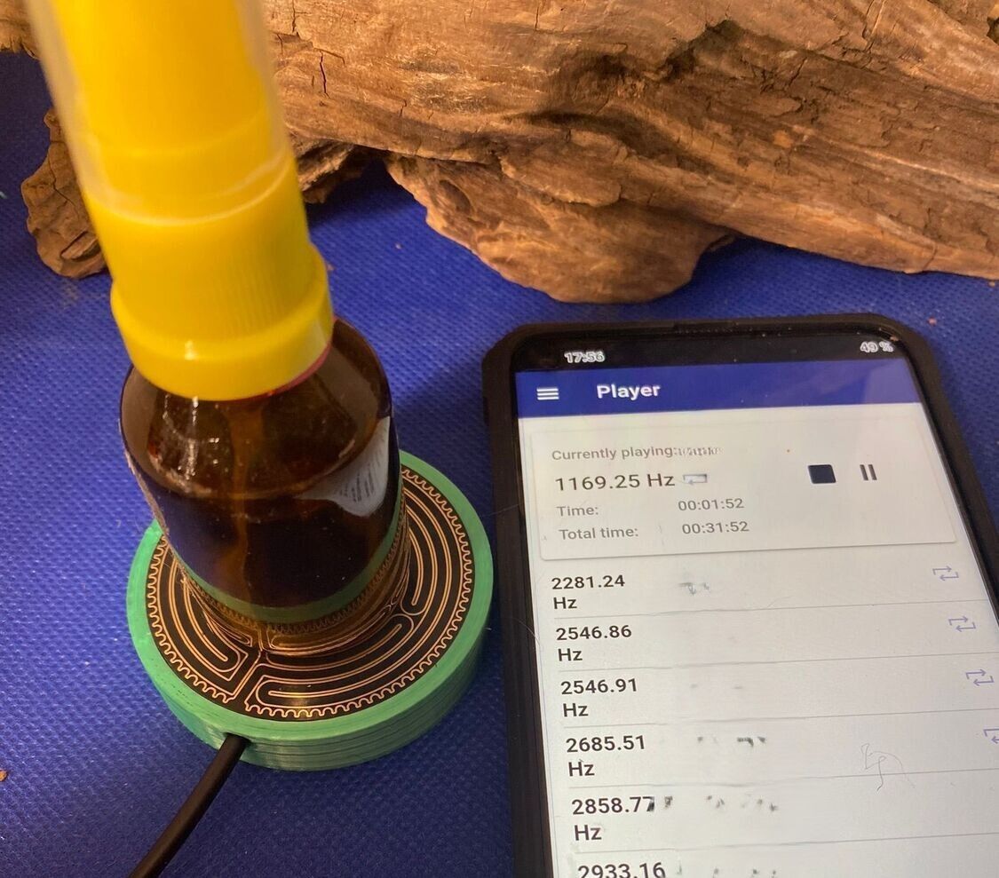 50 mm VibraNex flach, silk mint grün, Oberflächenplatte goldlegiert – Produktansicht 1