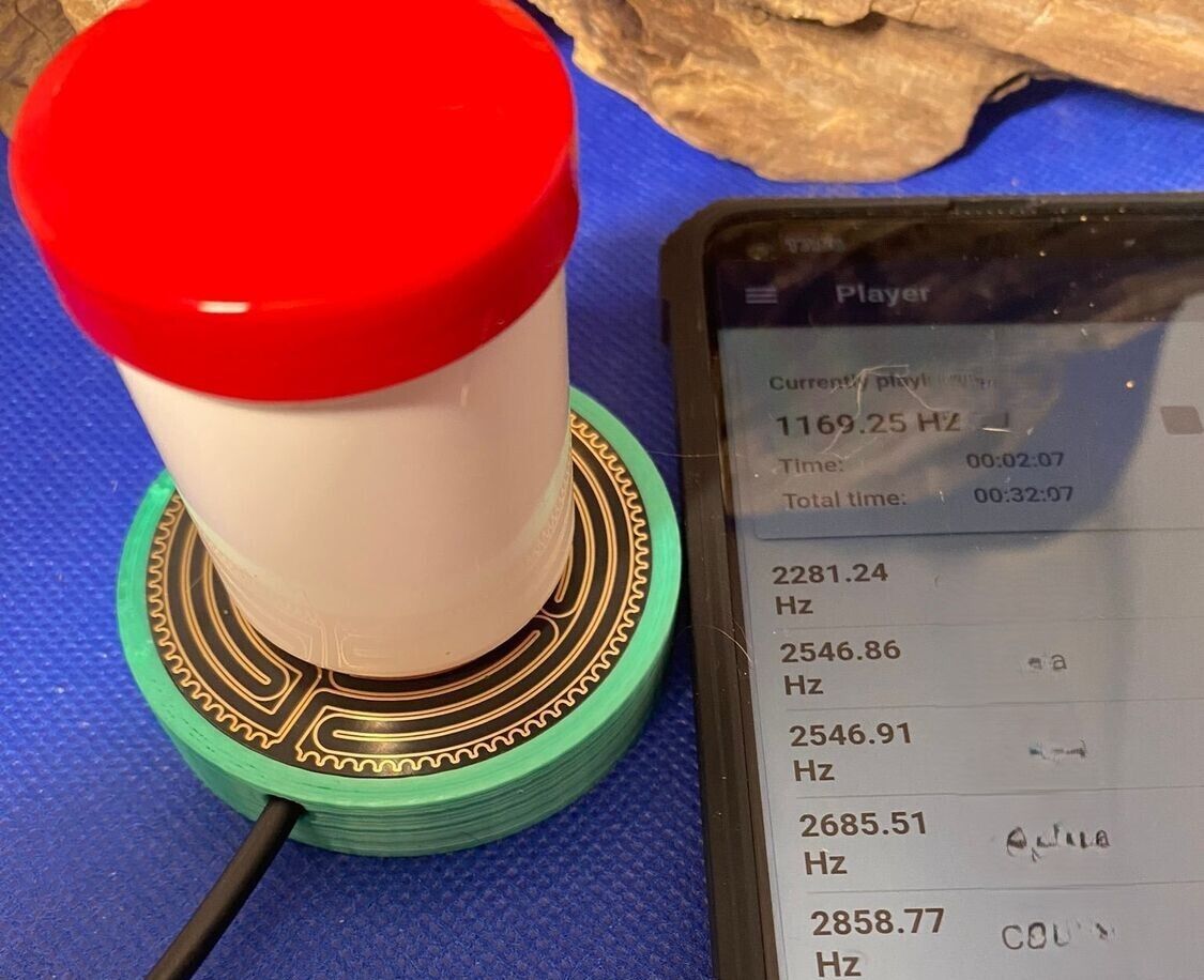 50 mm VibraNex flach, silk mint grün, Oberflächenplatte goldlegiert – Produktansicht 1