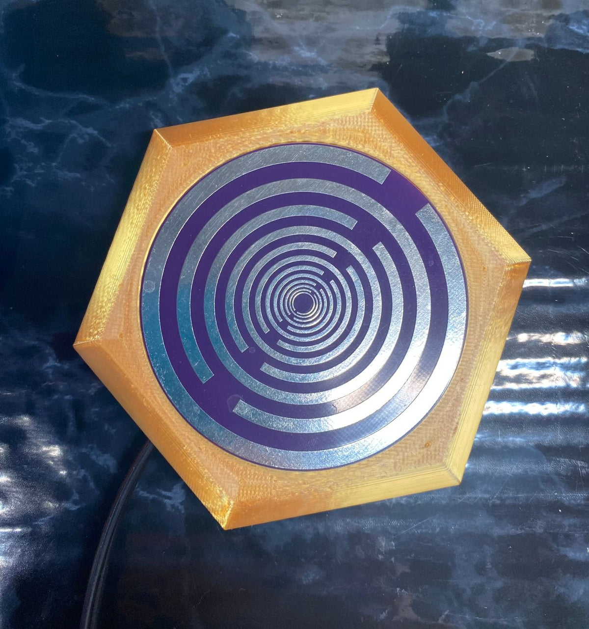 69 mm VibraNex flach – 1-farbig – Krafttier – / heilige Geometrie Symbolik – konfigurierbar – Produktansicht 16