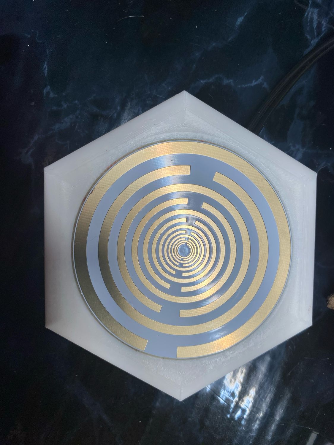 69 mm VibraNex flach – 1-farbig – Krafttier – / heilige Geometrie Symbolik – konfigurierbar – Produktansicht 61