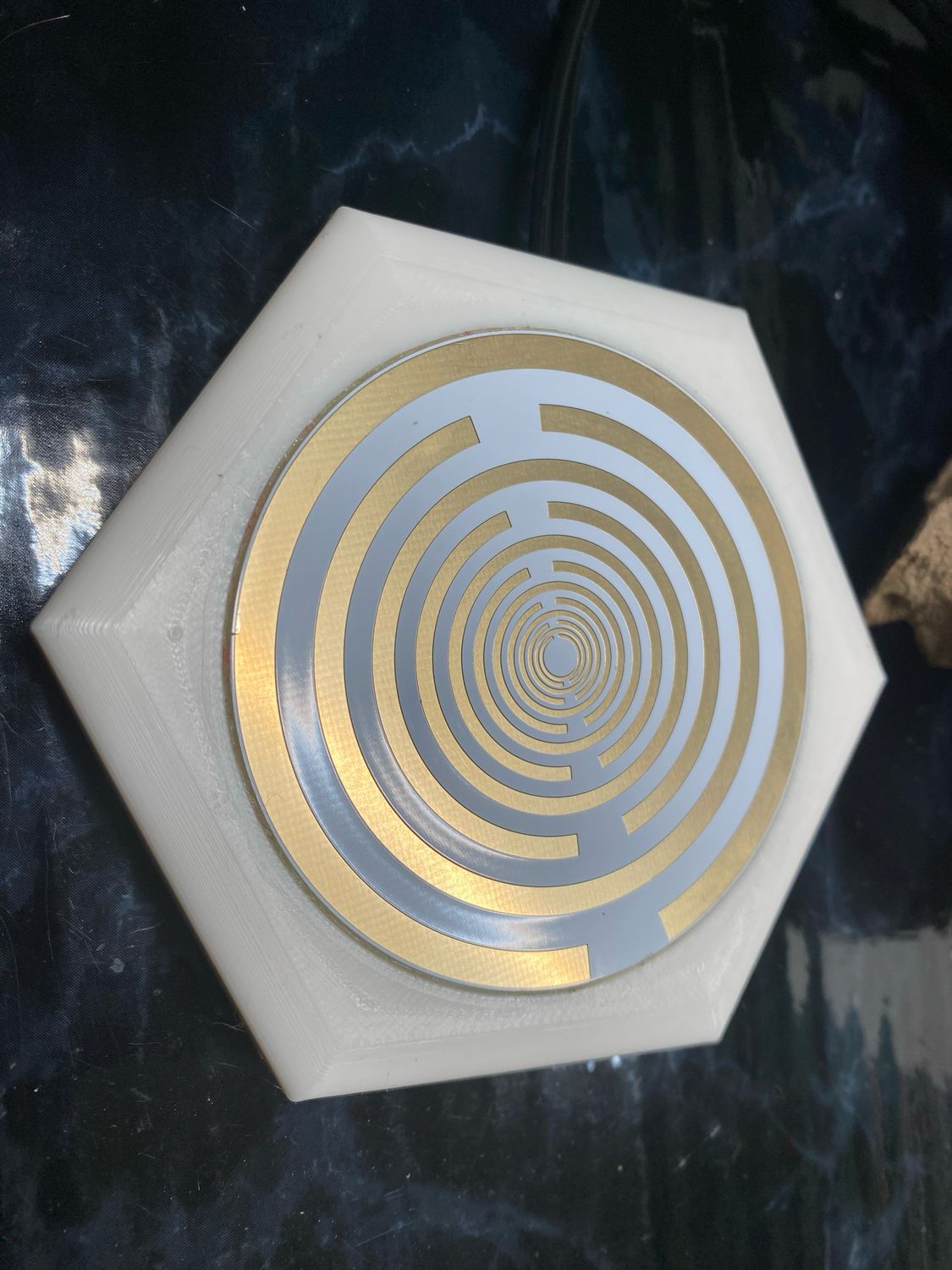 69 mm VibraNex flach – 1-farbig – Krafttier – / heilige Geometrie Symbolik – konfigurierbar – Produktansicht 59