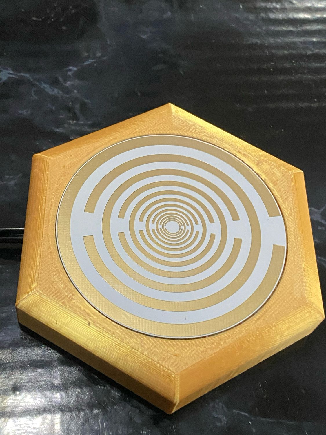 69 mm VibraNex flach – 1-farbig – Krafttier – / heilige Geometrie Symbolik – konfigurierbar – Produktansicht 79