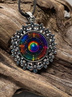 Amulett – silberfarben Blumenmuster mit Frequenz Portal Symbol – Produktansicht 1