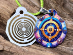 Anhänger Mini Serie eckig – Lakhovsky MWOn Symbol Design – Planeten Frequenz Symbol – Produktansicht 1