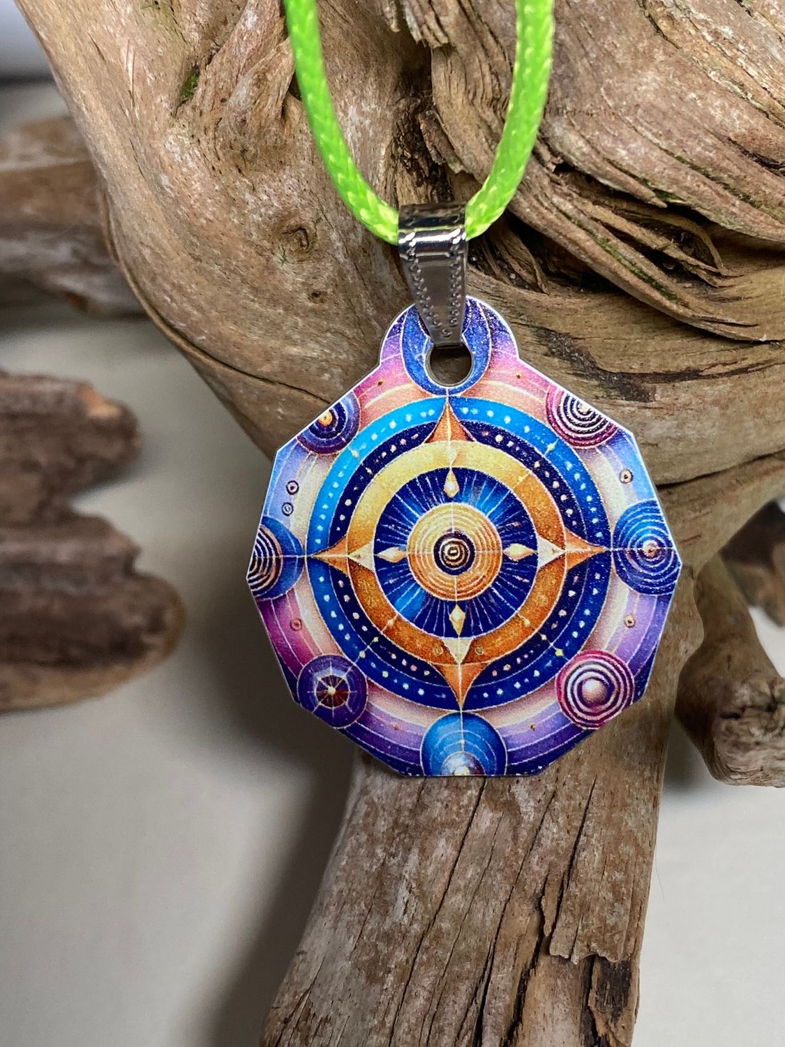 Anhänger Mini Serie eckig – Lakhovsky MWOn Symbol Design – Planeten Frequenz Symbol – Produktansicht 1