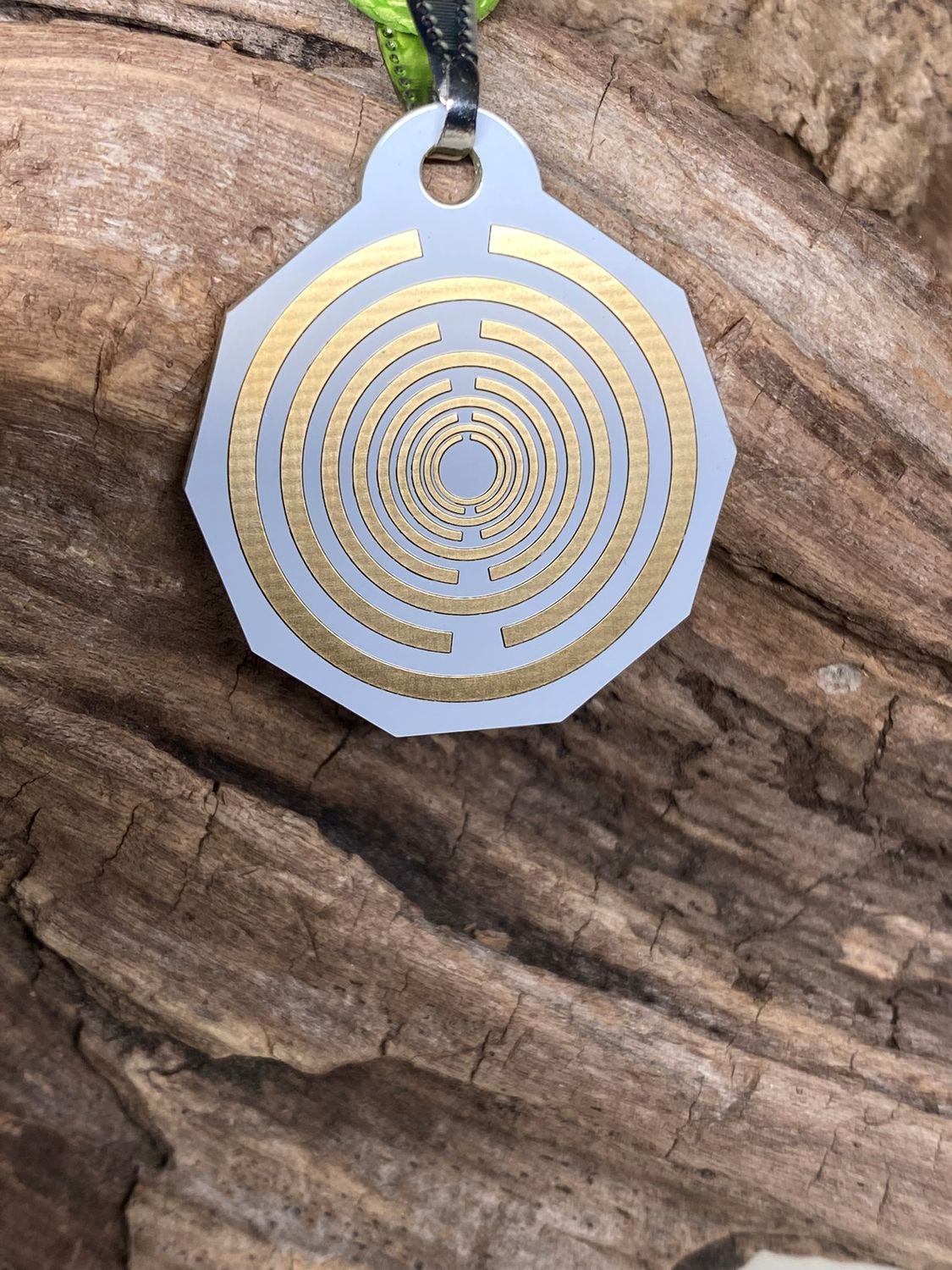 Anhänger Mini Serie eckig – Lakhovsky MWOn Symbol Design – Planeten Frequenz Symbol – Produktansicht 1