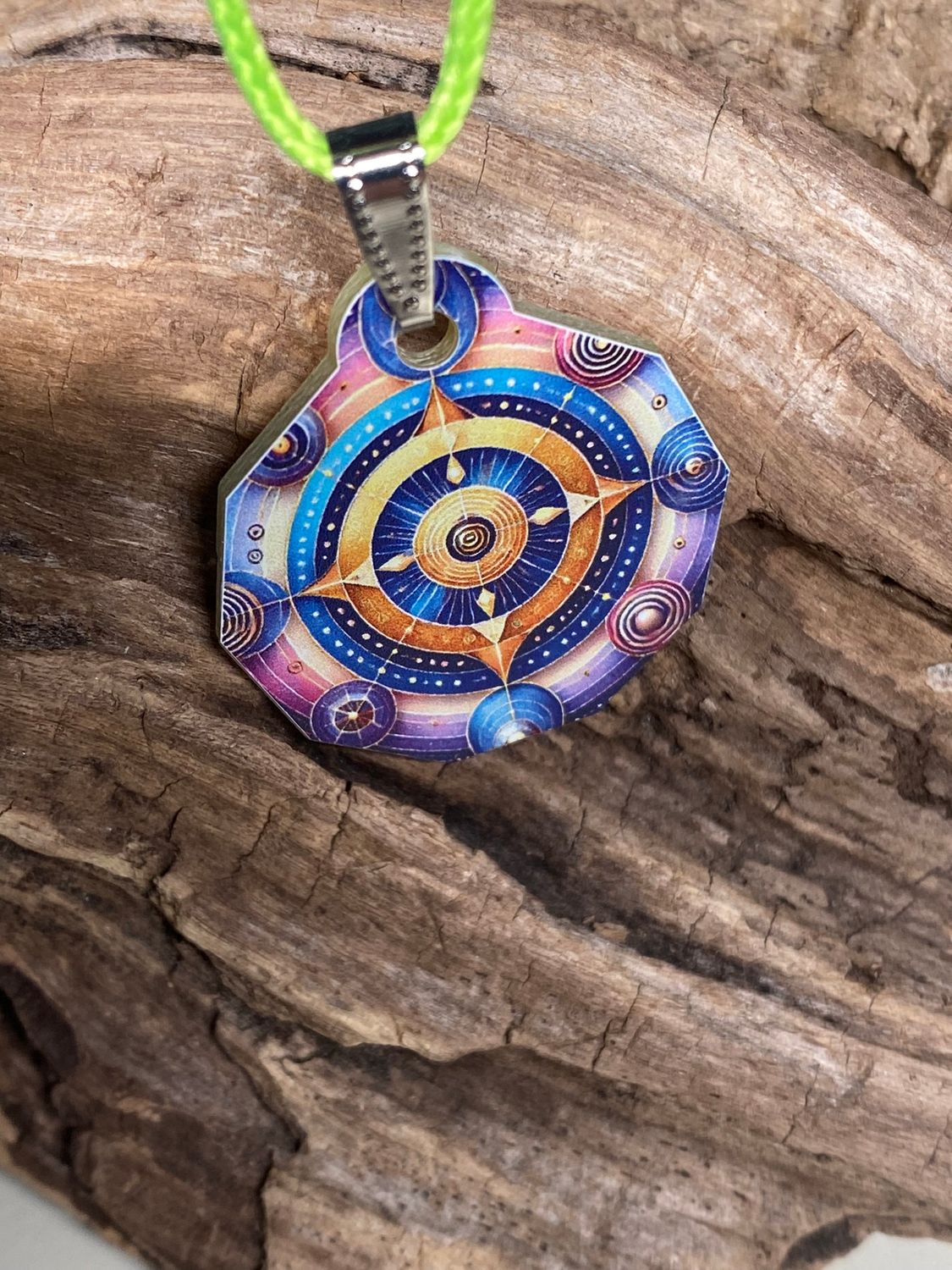 Anhänger Mini Serie eckig – Lakhovsky MWOn Symbol Design – Planeten Frequenz Symbol – Produktansicht 1