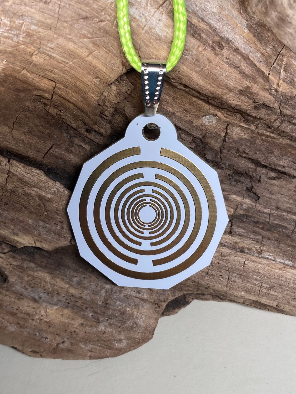 Anhänger Mini Serie eckig – Lakhovsky MWOn Symbol Design – Planeten Frequenz Symbol – Produktansicht 1