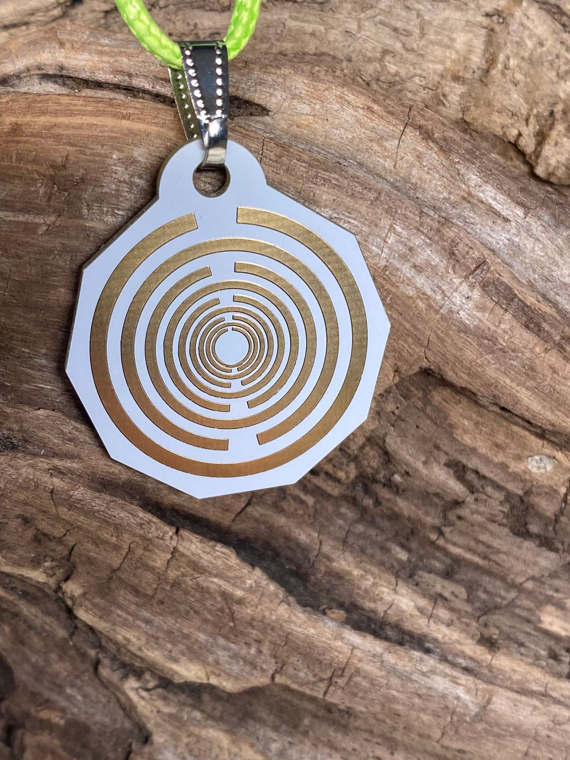 Anhänger Mini Serie eckig – Lakhovsky MWOn Symbol Design – Planeten Frequenz Symbol – Produktansicht 1