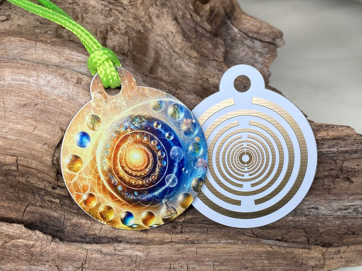 Anhänger Mini Serie rund – Lakhovsky MWOn Symbol Design – kosmischer Frequenz Symbolart – Produktansicht 1