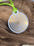 Anhänger Mini Serie rund – Lakhovsky MWOn Symbol Design – kosmischer Frequenz Symbolart – Produktansicht 1