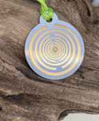 Anhänger Mini Serie rund – Lakhovsky MWOn Symbol Design – kosmischer Frequenz Symbolart – Produktansicht 1