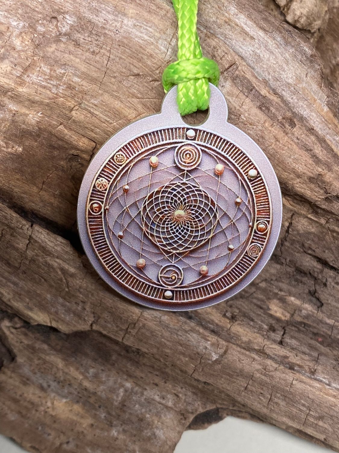 Anhänger Mini Serie rund – Lakhovsky MWOn Symbol Design – mystisch geheimnisvolle Fantasie Symbol – Produktansicht 1