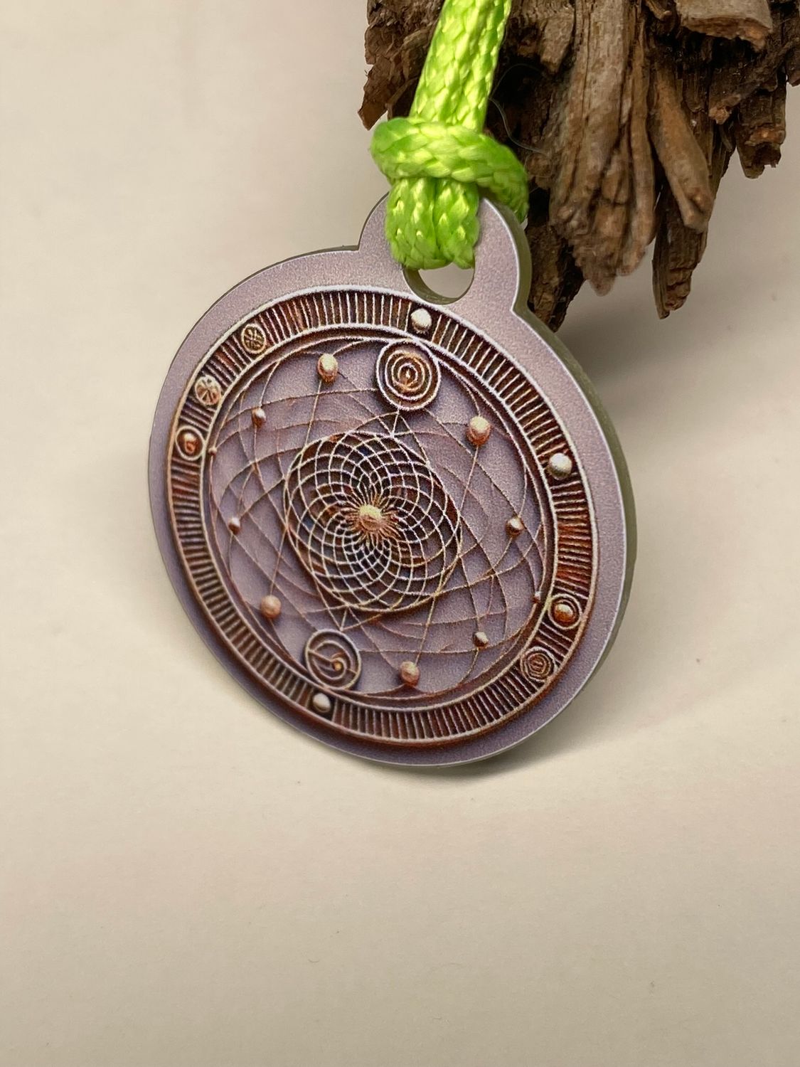Anhänger Mini Serie rund – Lakhovsky MWOn Symbol Design – mystisch geheimnisvolle Fantasie Symbol – Produktansicht 1