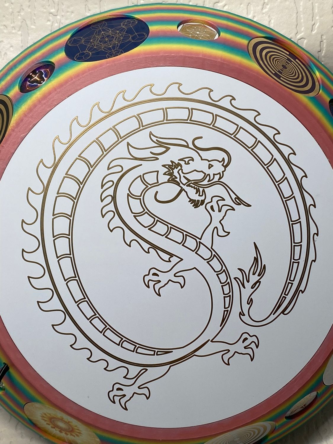 200 mm VibraNex UFO – Einhorn matt, DRACHE Oberflächenplatte goldlegiert – Produktansicht 1