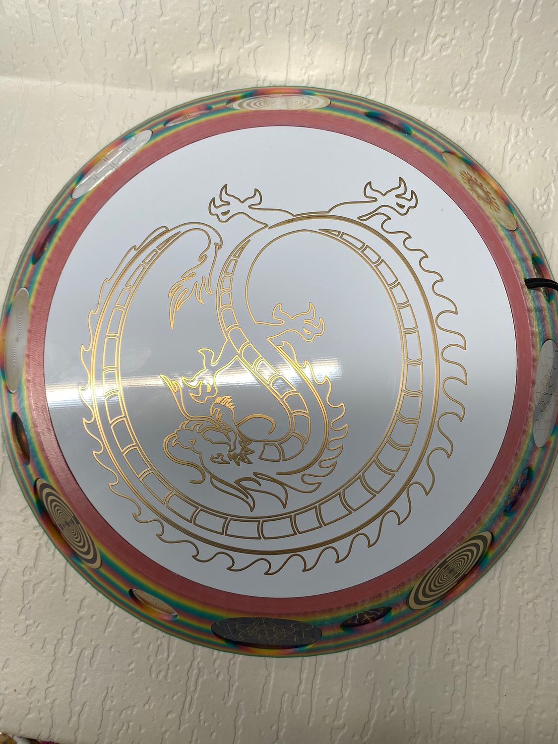 200 mm VibraNex UFO – Einhorn matt, DRACHE Oberflächenplatte goldlegiert – Produktansicht 1