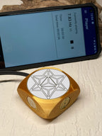 VibraNex Aurycube – 50 mm Oberflächenplatte – Merkaba – Produktansicht 1