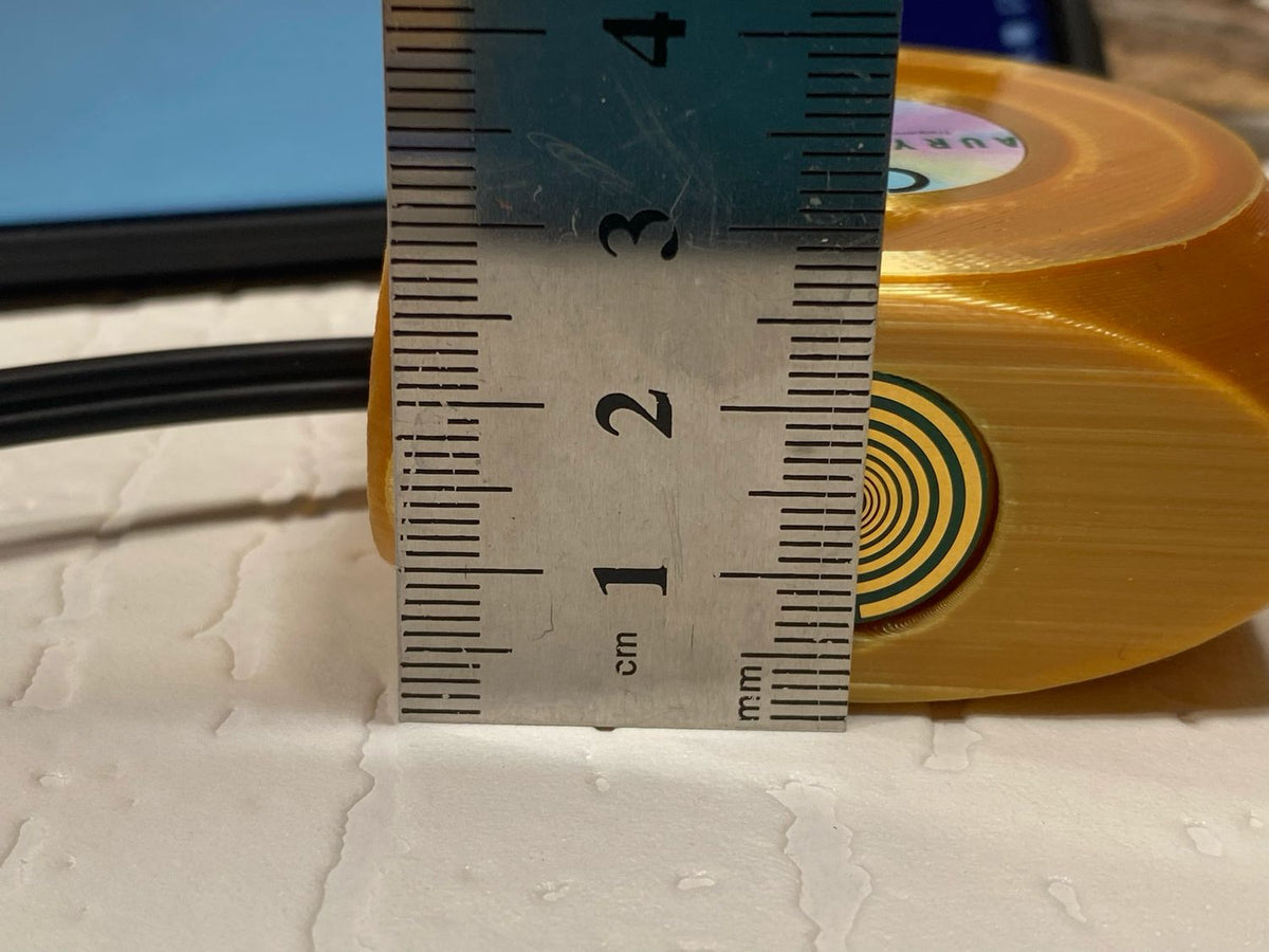 VibraNex Aurycube – 50 mm Oberflächenplatte – Pinguin – Produktansicht 1
