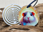 Anhänger Mini Serie rund – Lakhovsky MWOn Symbol Design – Meerschweinchen – Produktansicht 1