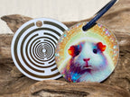 Anhänger Mini Serie rund – Lakhovsky MWOn Symbol Design – Meerschweinchen – Produktansicht 1